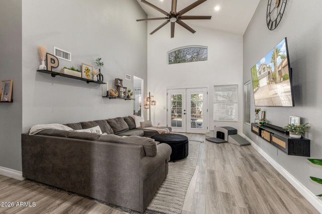 124 W MOHAWK Drive, Phoenix, AZ 85027