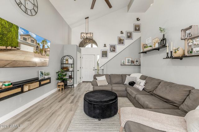 124 W MOHAWK Drive, Phoenix, AZ 85027