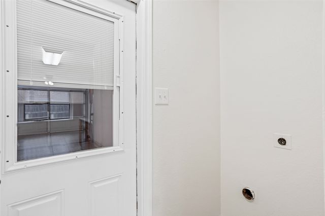 2705 Parkview Drive, Corinth, TX 76210