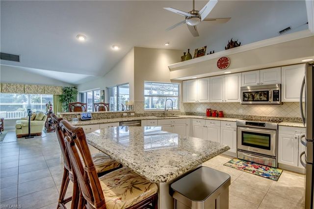 2008 SW 28th LN, Cape Coral, FL 33914