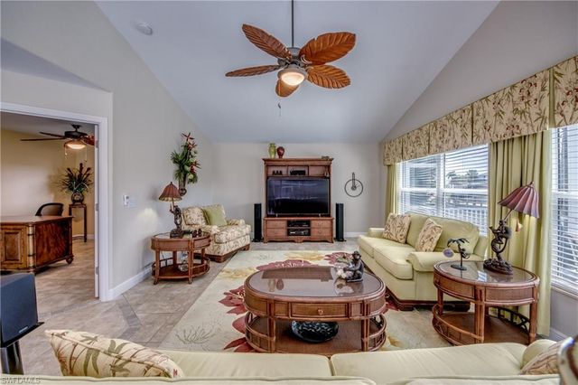 2008 SW 28th LN, Cape Coral, FL 33914