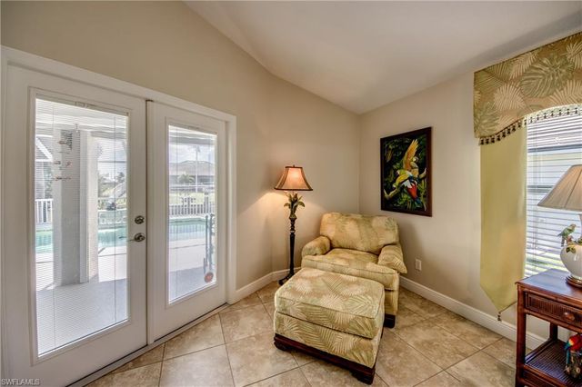 2008 SW 28th LN, Cape Coral, FL 33914