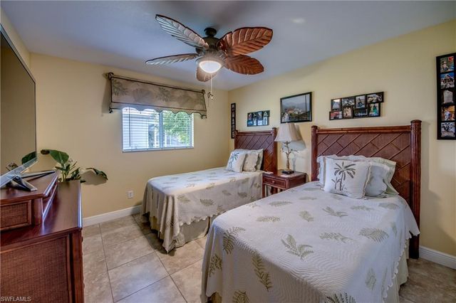 2008 SW 28th LN, Cape Coral, FL 33914