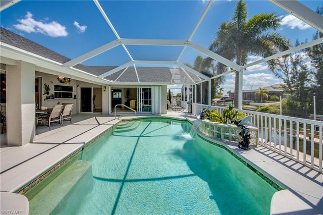 2008 SW 28th LN, Cape Coral, FL 33914