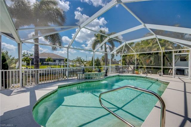 2008 SW 28th LN, Cape Coral, FL 33914