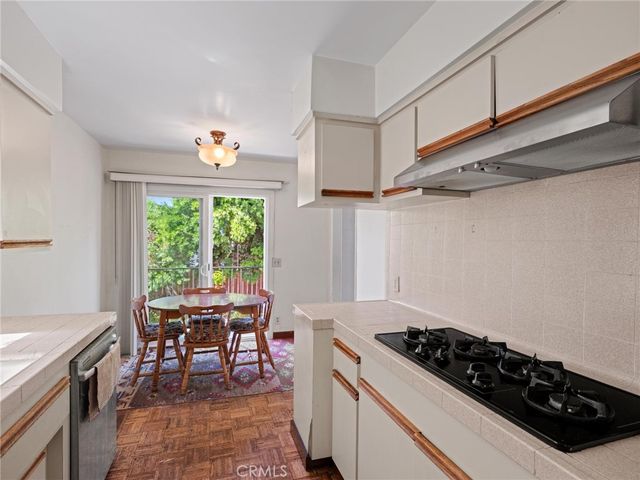 1205 11th Street, Hermosa Beach, CA 90254