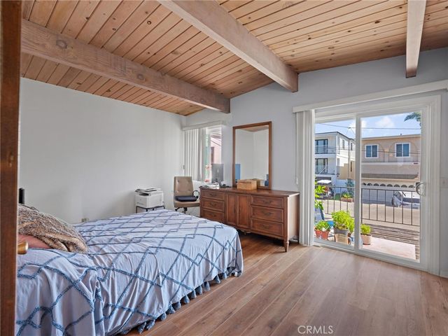 1205 11th Street, Hermosa Beach, CA 90254