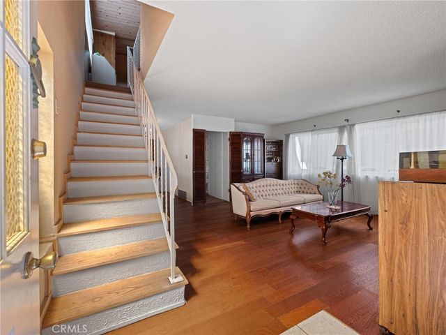 1205 11th Street, Hermosa Beach, CA 90254