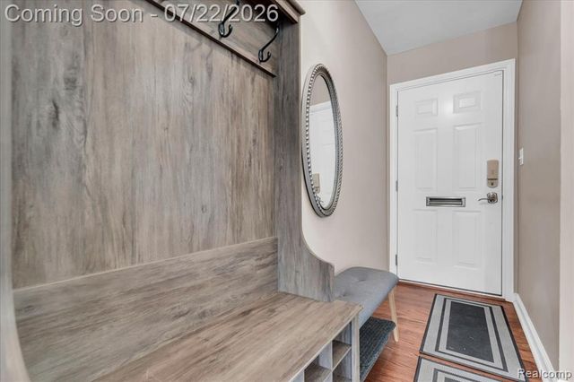 1591 E Maple Road, Birmingham, MI 48009