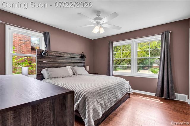 1591 E Maple Road, Birmingham, MI 48009