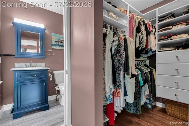 1591 E Maple Road, Birmingham, MI 48009