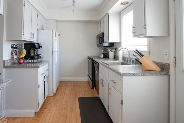 444 Miller Avenue, Rochester, MI 48307