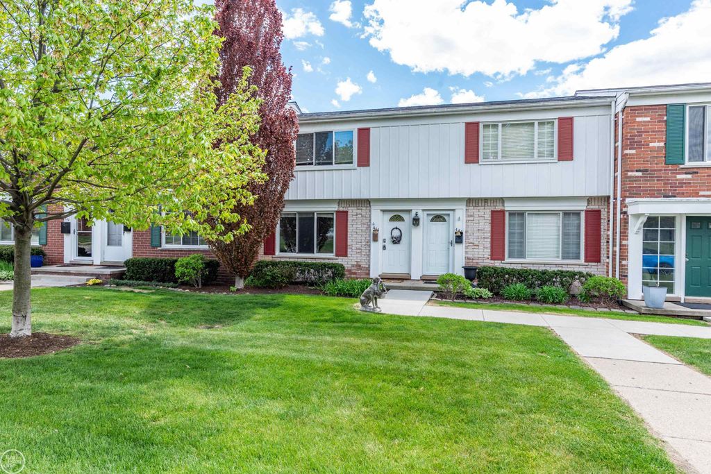 444 Miller Avenue, Rochester, MI 48307