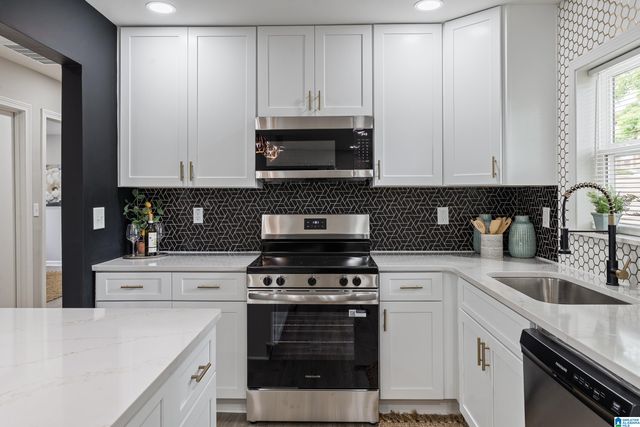 1641 27TH STREET N, Birmingham, AL 35234