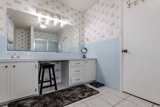 1717 N Fourche Avenue, Perryville, AR 72126