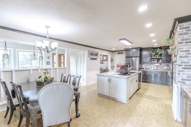 1717 N Fourche Avenue, Perryville, AR 72126