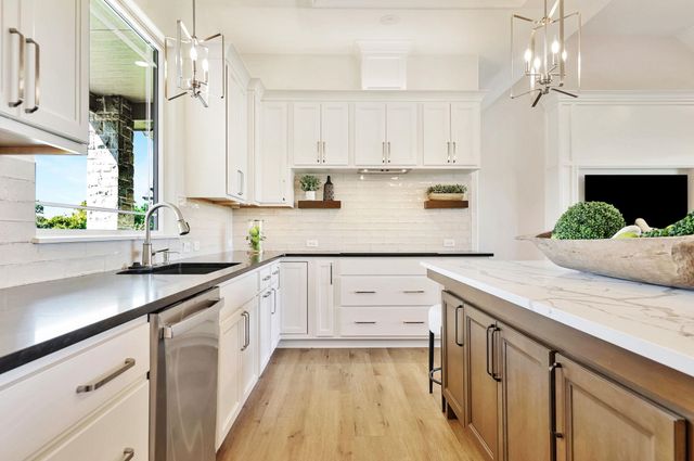 2106 W Harborlight St, Wichita, KS 67204