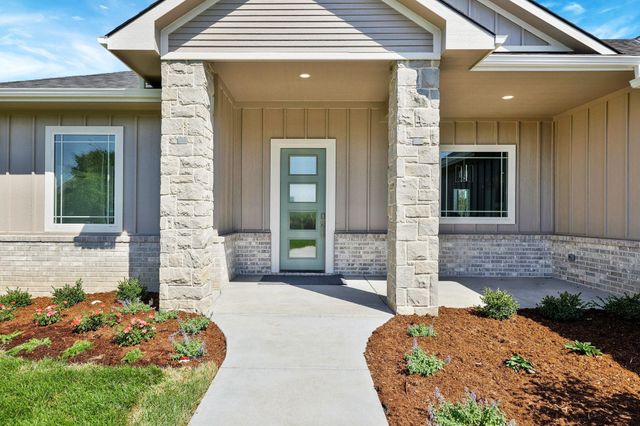 2106 W Harborlight St, Wichita, KS 67204