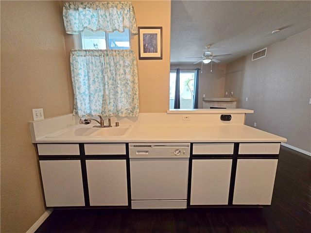 4960 Harrison Drive 112, Las Vegas, NV 89120
