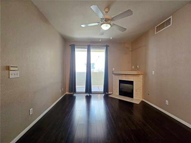 4960 Harrison Drive 112, Las Vegas, NV 89120