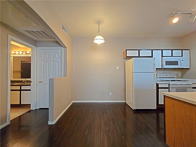 4960 Harrison Drive 112, Las Vegas, NV 89120