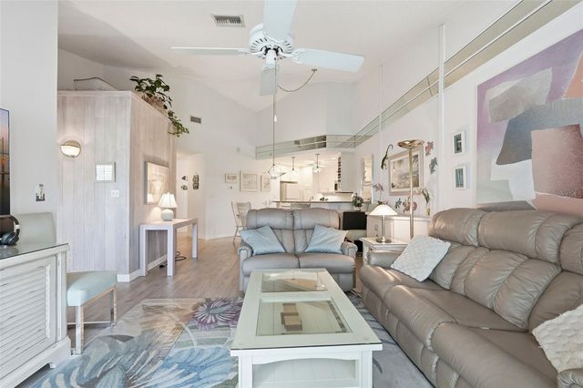 6011 BAHIA DEL MAR BOULEVARD 252, St Petersburg, FL 33715