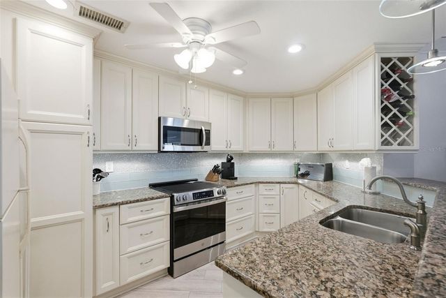 6011 BAHIA DEL MAR BOULEVARD 252, St Petersburg, FL 33715