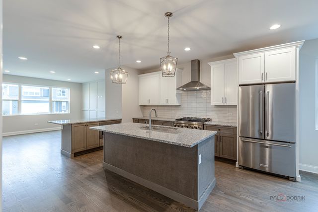 113 Roman Lane, Hawthorn Woods, IL 60047