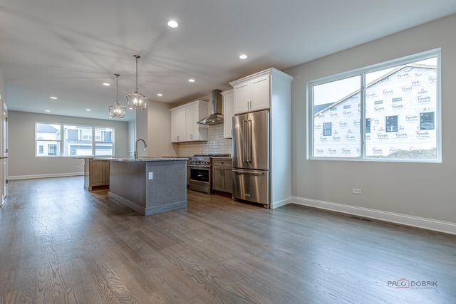 113 Roman Lane, Hawthorn Woods, IL 60047