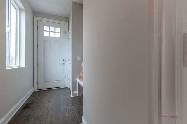 113 Roman Lane, Hawthorn Woods, IL 60047