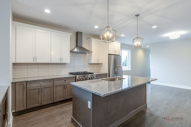 113 Roman Lane, Hawthorn Woods, IL 60047