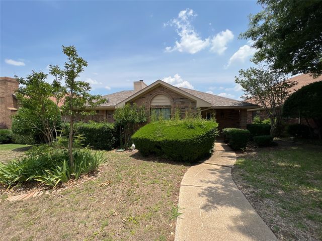 1519 Shonka Drive, Carrollton, TX 75007