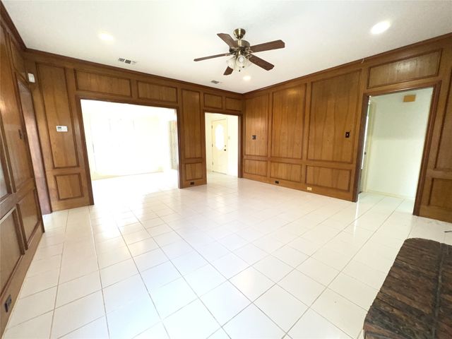 1519 Shonka Drive, Carrollton, TX 75007