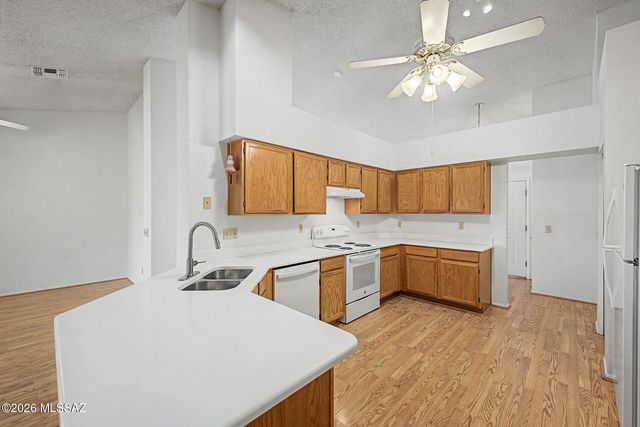 3686 W Quasar Street, Tucson, AZ 85741