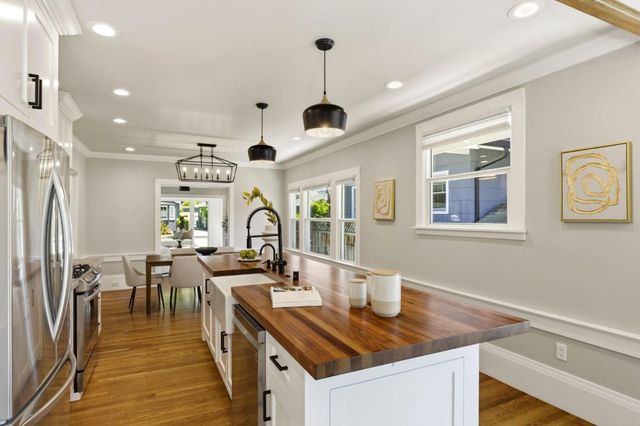 107 Grand Boulevard, San Mateo, CA 94401
