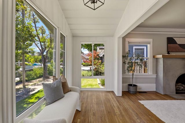 107 Grand Boulevard, San Mateo, CA 94401