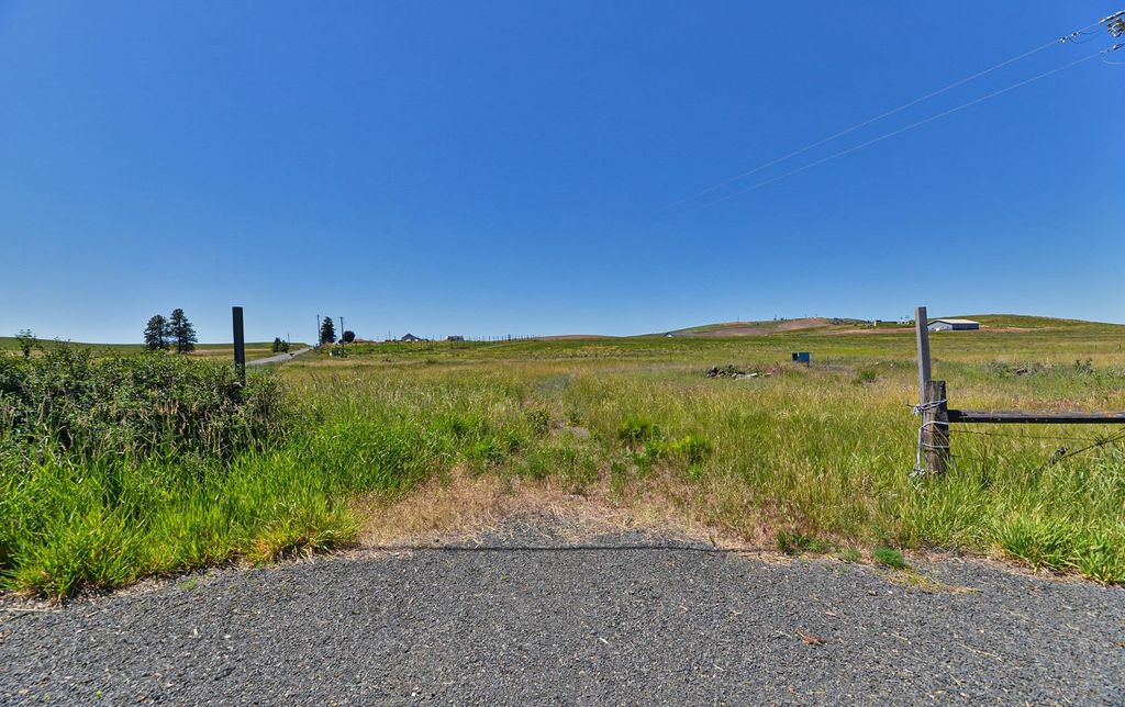 21720 W Washington Rd, Medical Lake, WA 99022