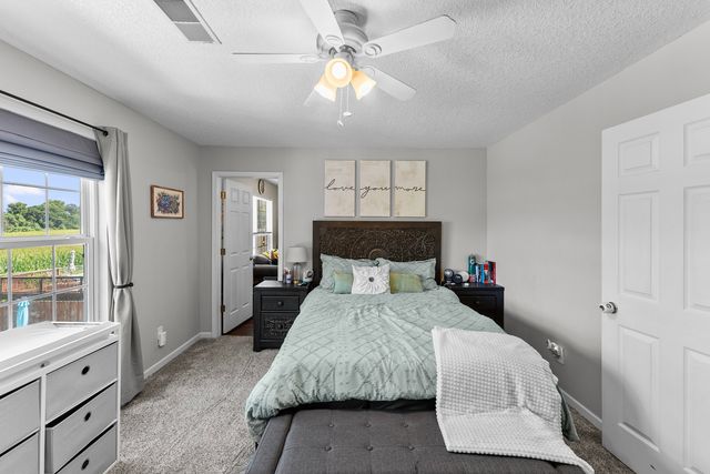 311 8th Avenue, Hampton, IL 61256
