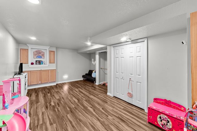 311 8th Avenue, Hampton, IL 61256