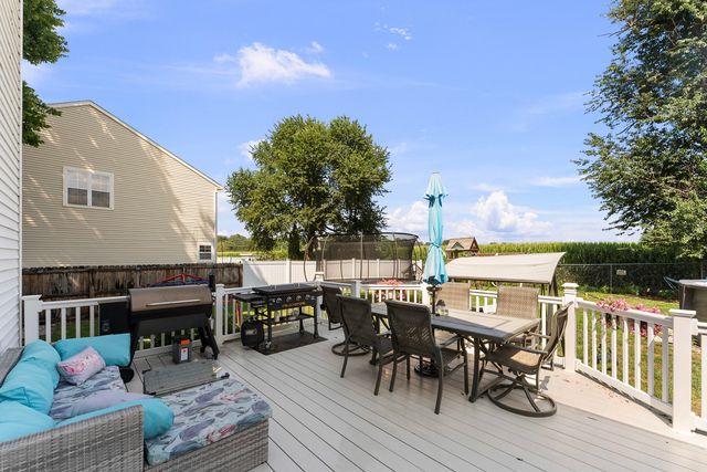 311 8th Avenue, Hampton, IL 61256
