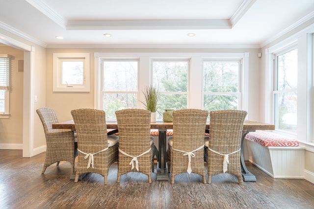 10 Abbey Gate Rd, Barnstable, MA 02635