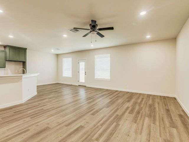 8225 NW 163rd Terrace, Edmond, OK 73013