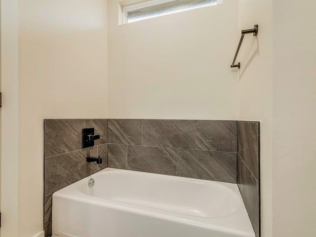 8225 NW 163rd Terrace, Edmond, OK 73013