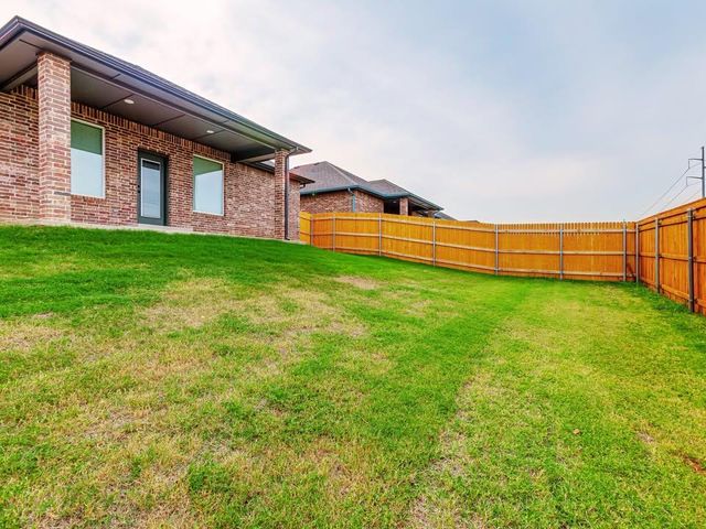 8225 NW 163rd Terrace, Edmond, OK 73013
