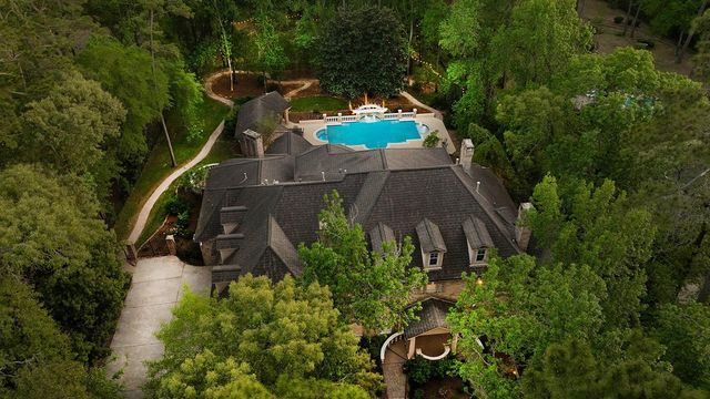 58 Red Sable Drive, The Woodlands, TX 77380