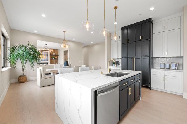 3271 Woodleigh Ln, Cameron Park, CA 95682