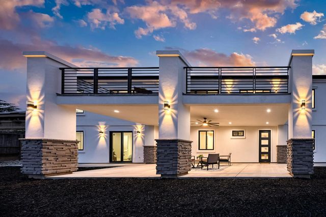 3271 Woodleigh Ln, Cameron Park, CA 95682