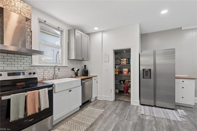 2010 Chestnut AVE, Newport News, VA 23607