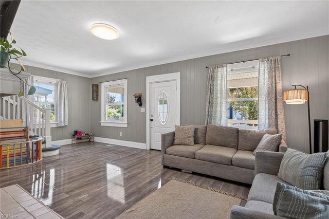 2010 Chestnut AVE, Newport News, VA 23607
