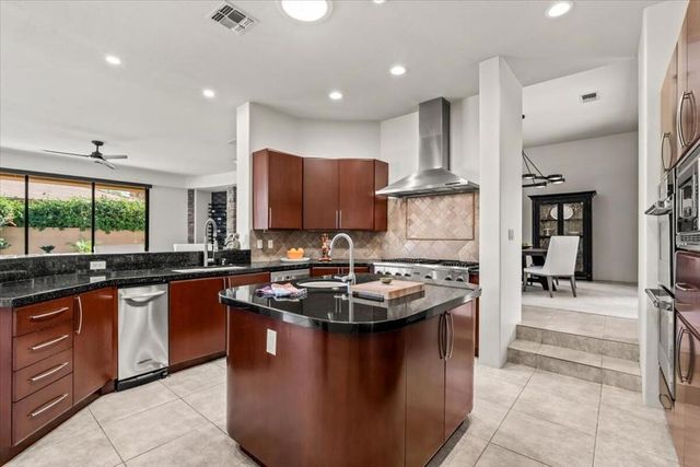 50380 Via Serenidad, La Quinta, CA 92253